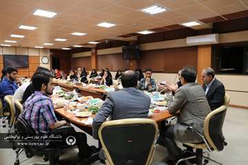 نشست رئیس دانشگاه با دانشجویان غیرخوابگاهی